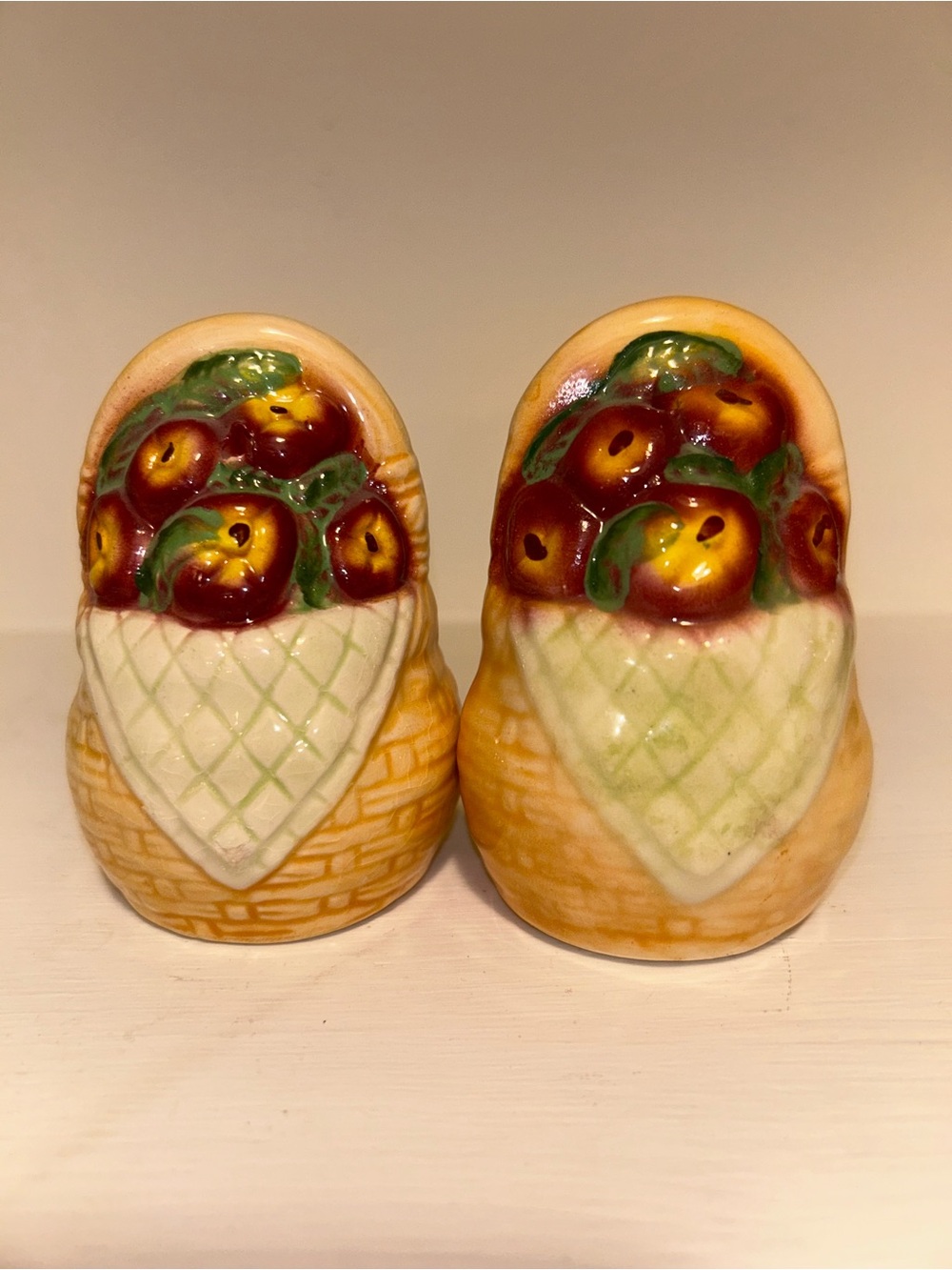 Hand-Painted Ceramic Fruit Basket Salt and Pepper Shakers - Yellow and Red
